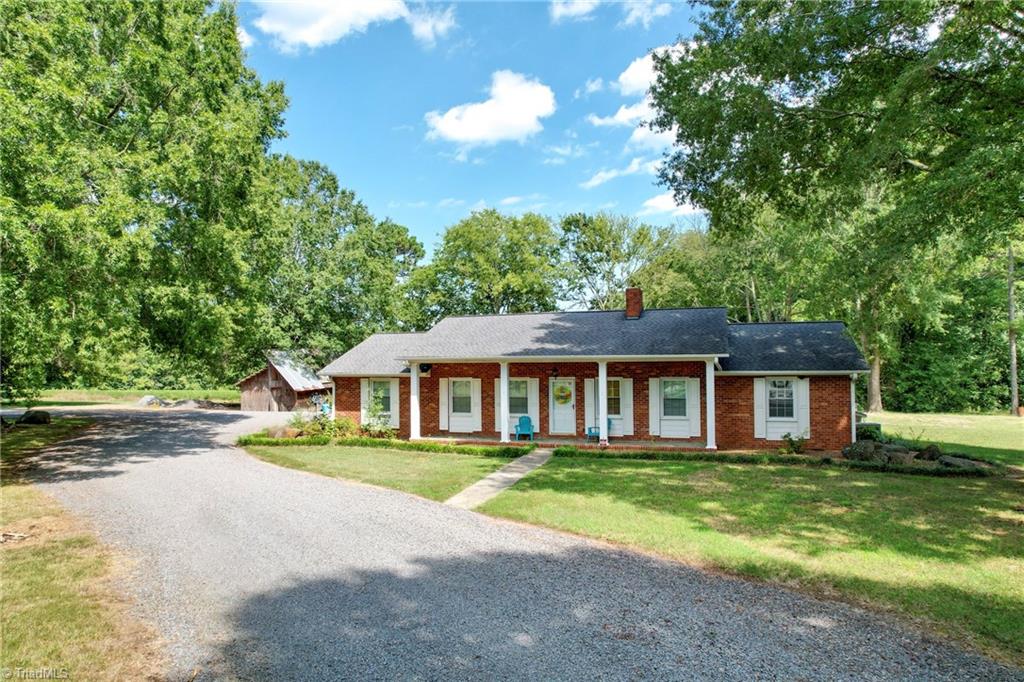 786 Farmington Road Mocksville, NC 27028 - Photo 6 of 22 Gallery Image 6