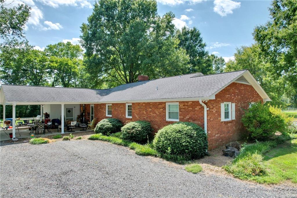 786 Farmington Road Mocksville, NC 27028 - Photo 7 of 22 Gallery Image 7