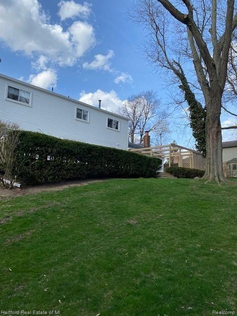 37354 Chesapeake Road Farmington Hills, MI 48335 - Photo 4 of 21