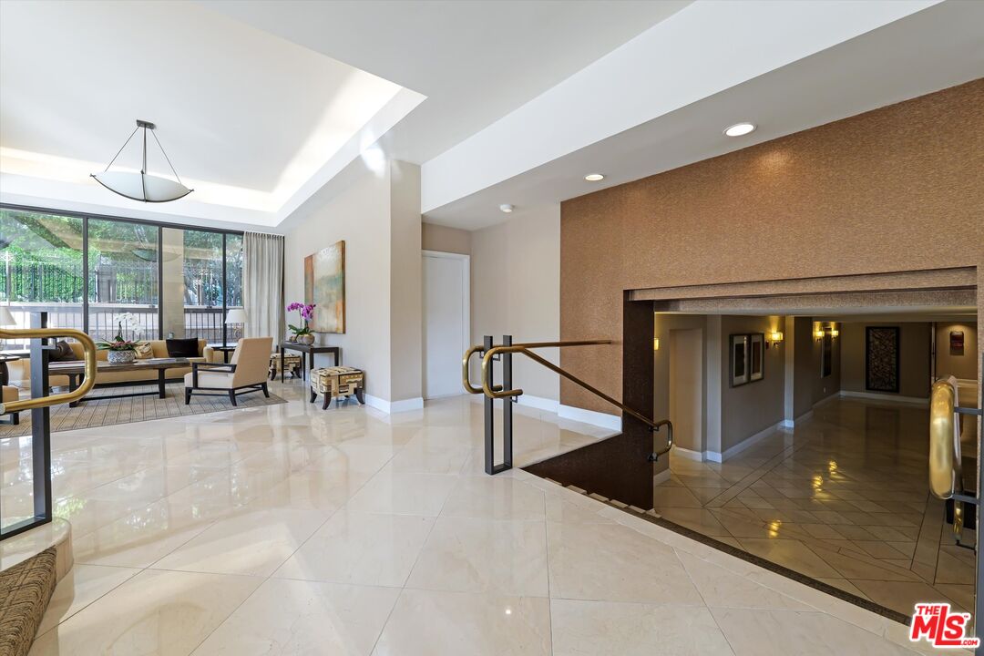 10590 Wilshire Boulevard, Unit 504 Los Angeles, CA 90024 - Photo 5 of 53 a living room with furniture