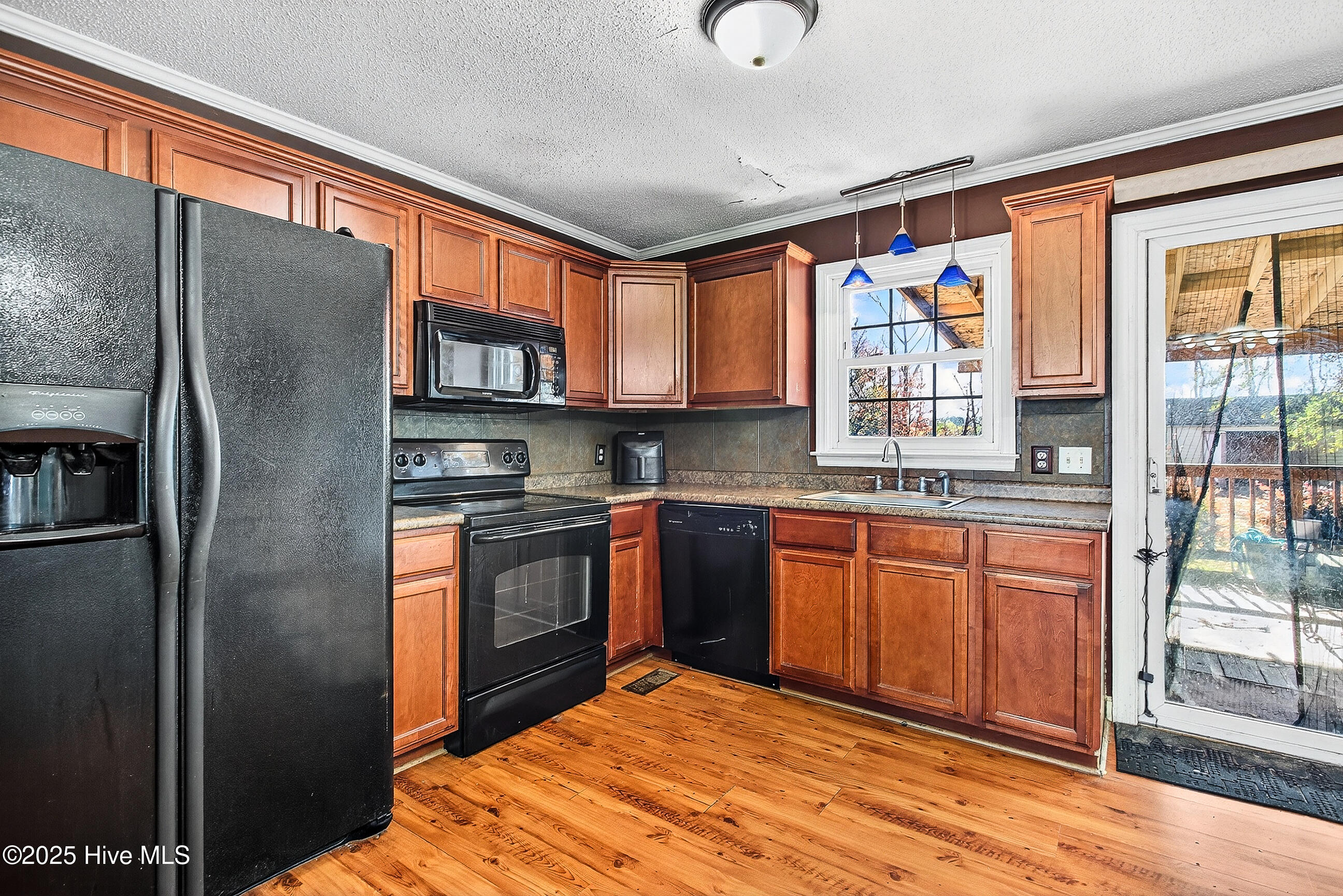 3176 Mobleys Bridge Road Grimesland, NC 27837 - Photo 4 of 10 04