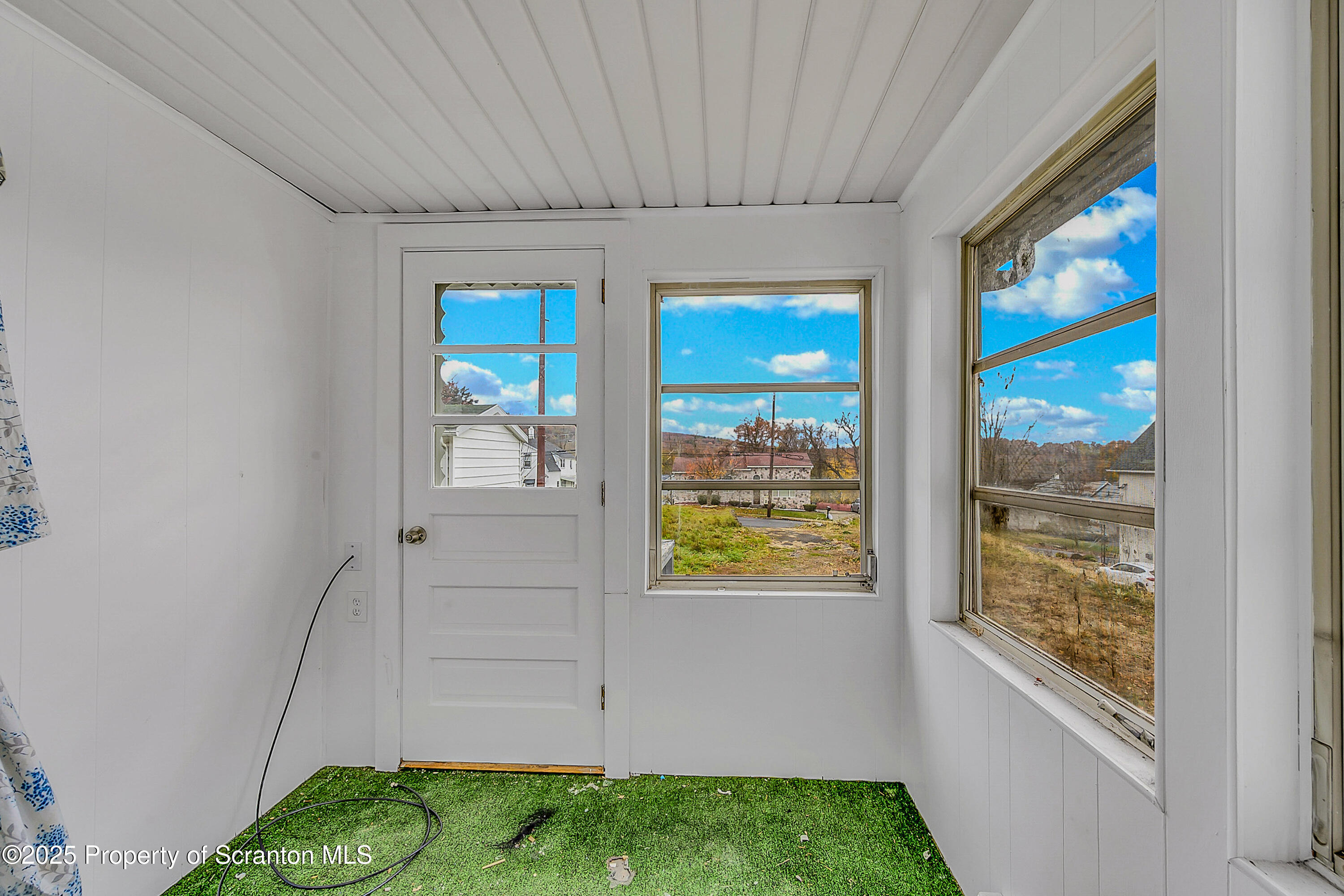 1005 Luke Avenue Scranton, PA 18510 - Photo 11 of 15