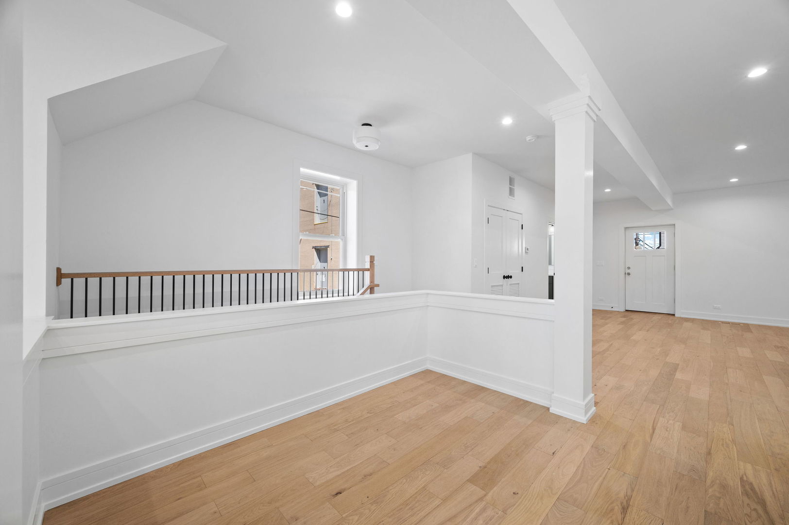 3941 North Spaulding Avenue Chicago, IL 60618 - Photo 6 of 33