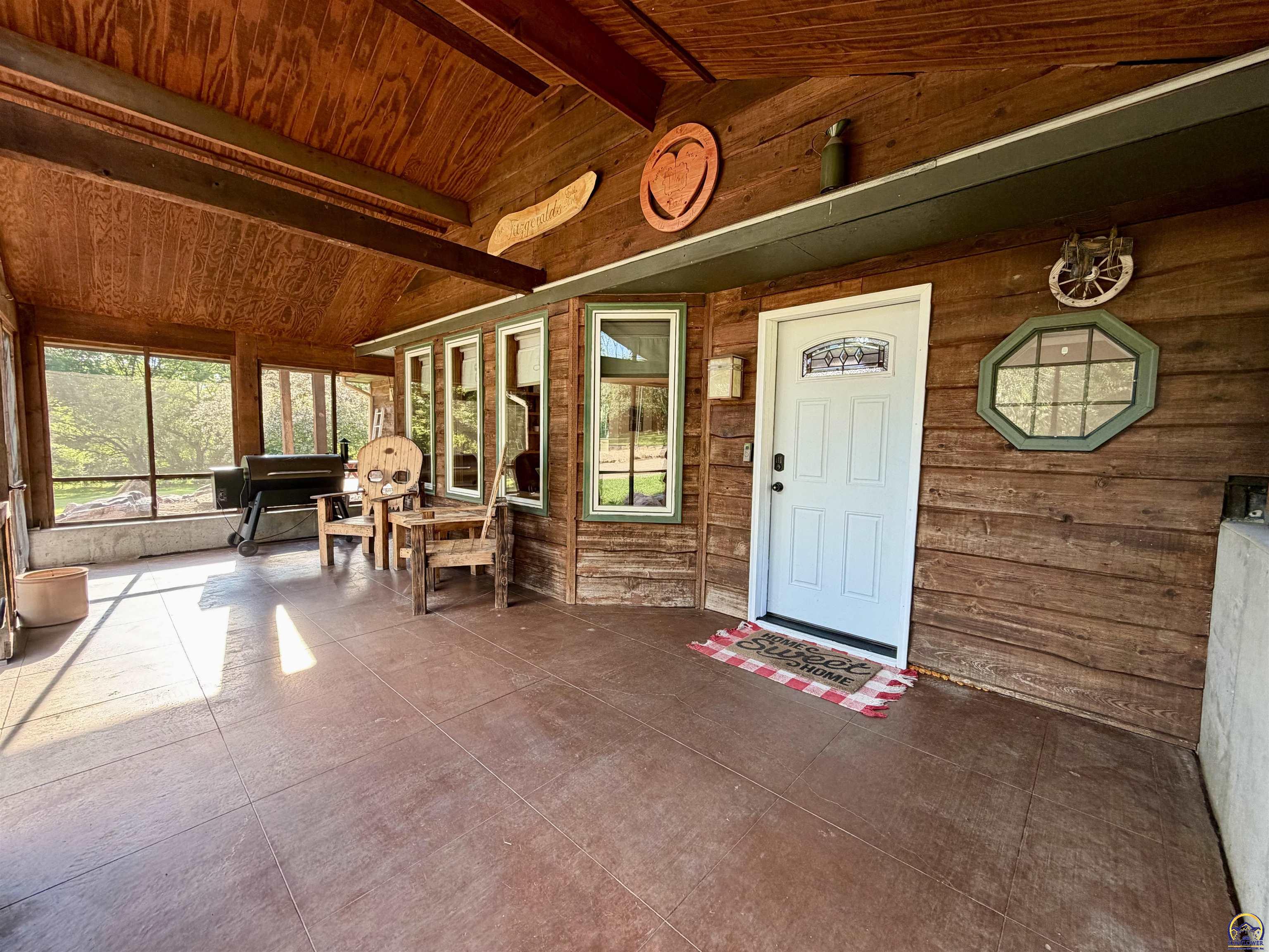 7030 Northwest Valencia Road Silver Lake, KS 66539 - Photo 3 of 34