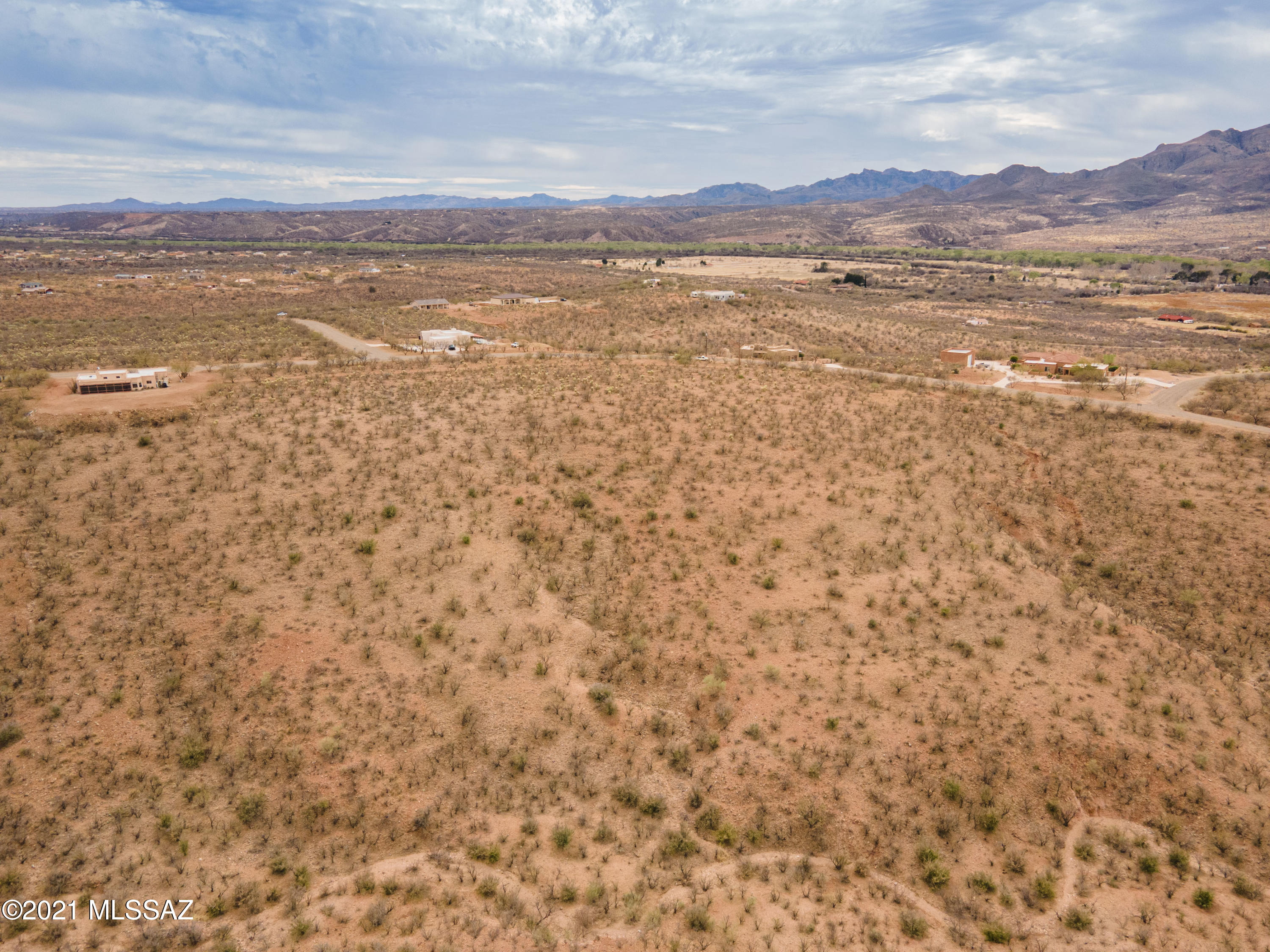 43 Avenida De Las Naciones, Unit 16 Rio Rico, AZ 85648 - Photo 6 of 12 Gallery Image 6