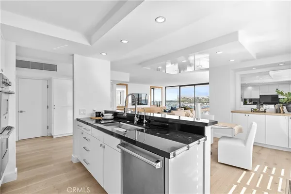 $15,000 | 601 Lido Park Drive, Unit 6D, Newport Beach, CA 92663