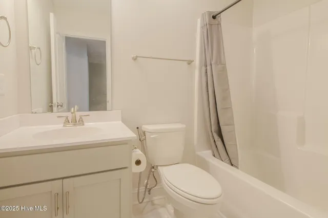 $315,000 | 504 Poults Drive, Richlands, NC 28574