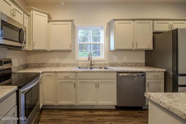 $315,000 | 504 Poults Drive, Richlands, NC 28574