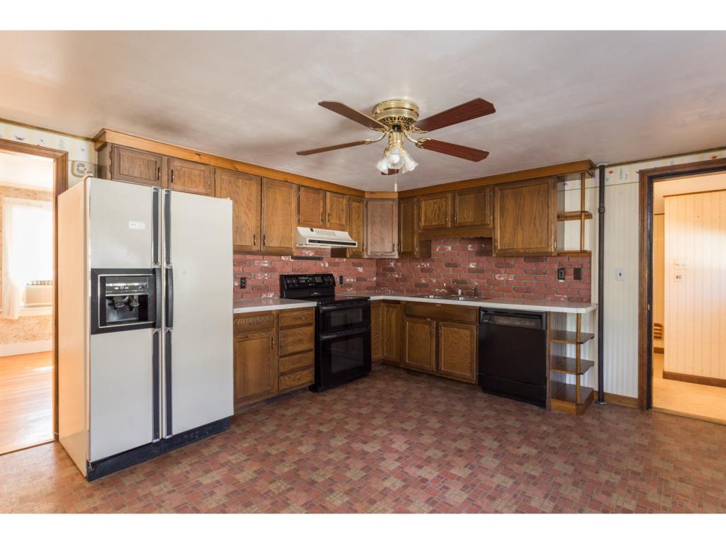 21 Prospect Street Exeter, NH 03833 - Photo 3 of 30