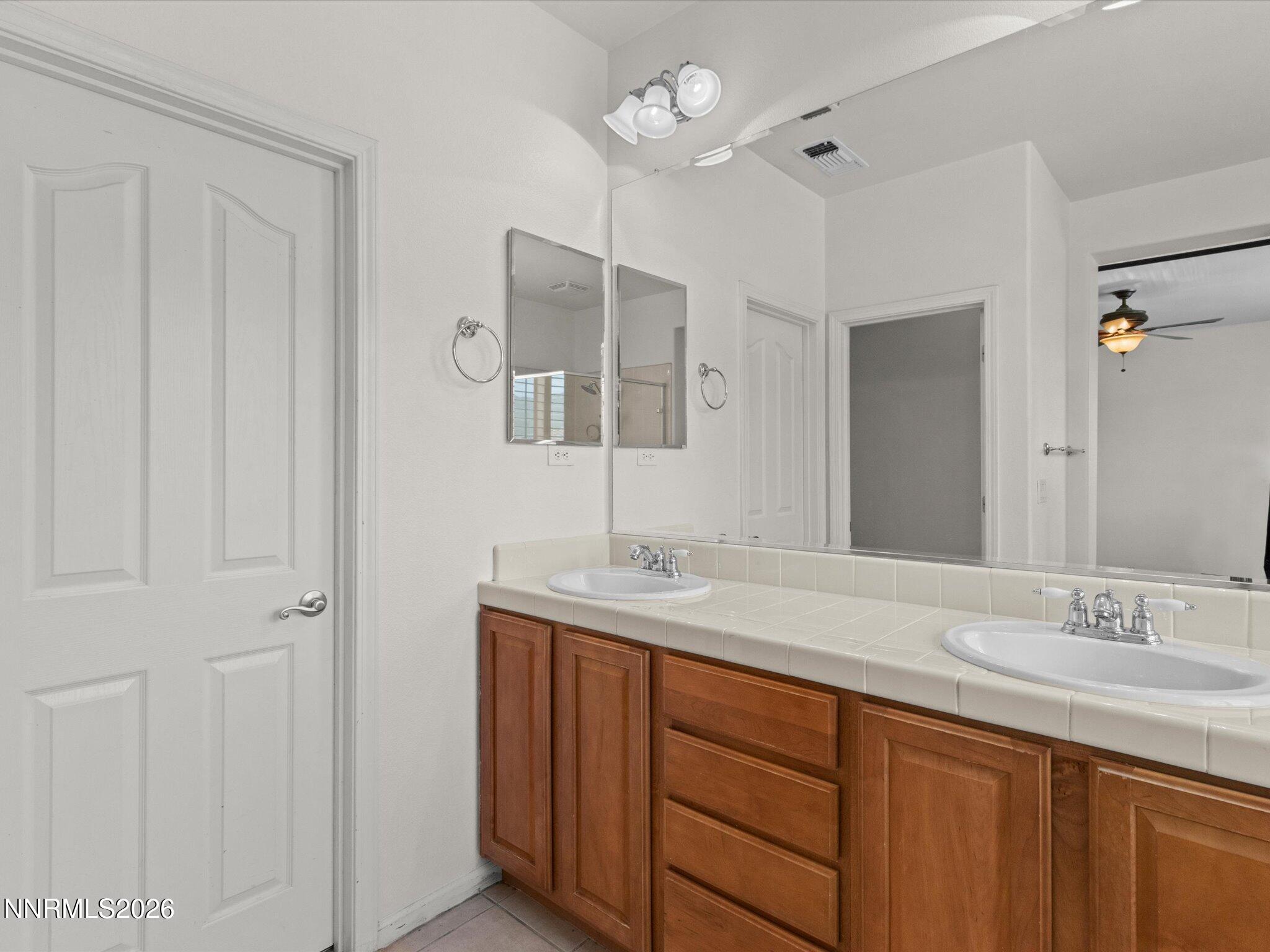 10650 Birch Point Court Reno, NV 89521 - Photo 33 of 64 36-IMG_6925