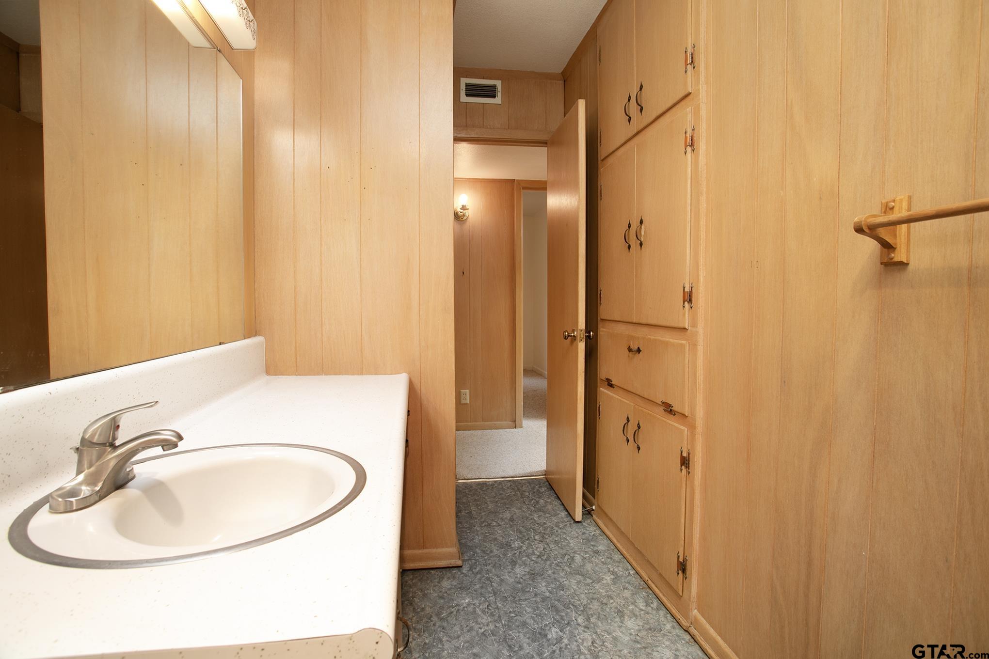 1512 North Whatley Road White Oak, TX 75693 - Photo 24 of 33