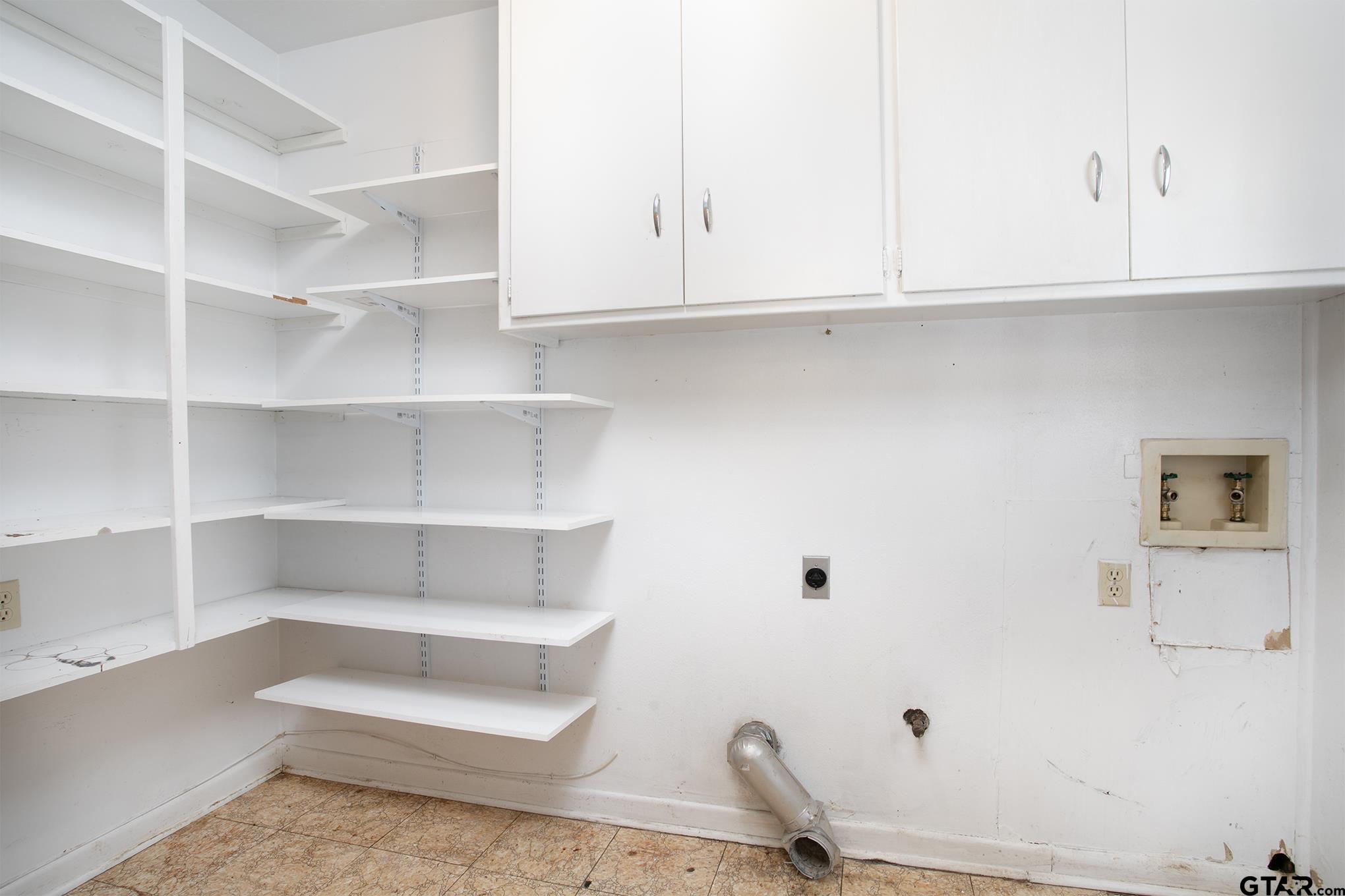 1512 North Whatley Road White Oak, TX 75693 - Photo 10 of 33