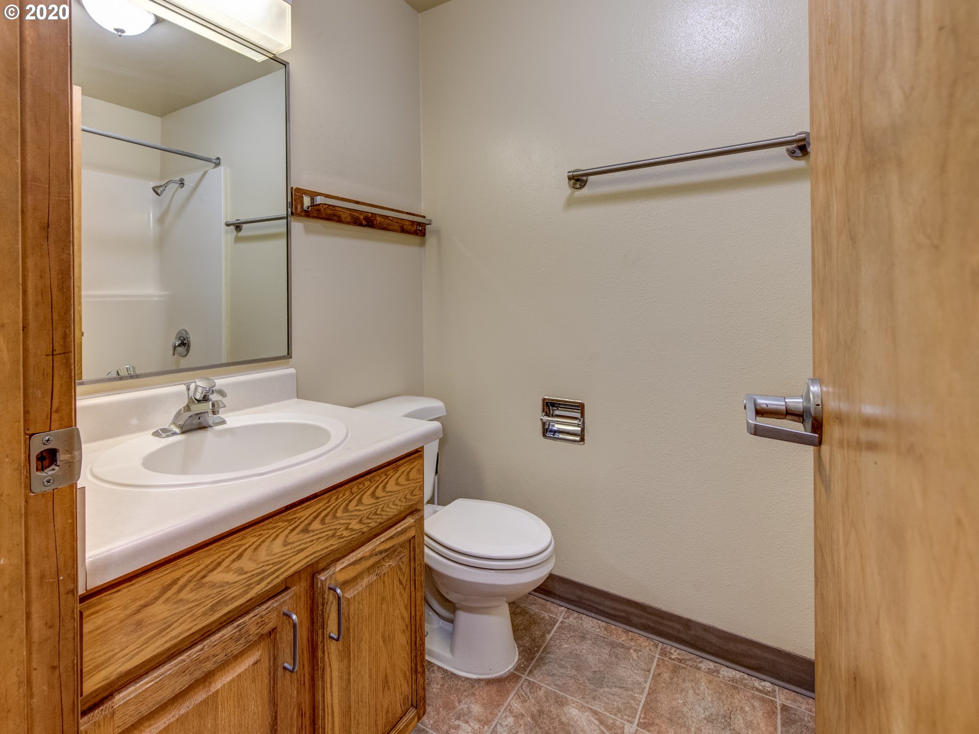 3540 Gilham Road Eugene, OR 97408 - Photo 20 of 26 Gallery Image 20