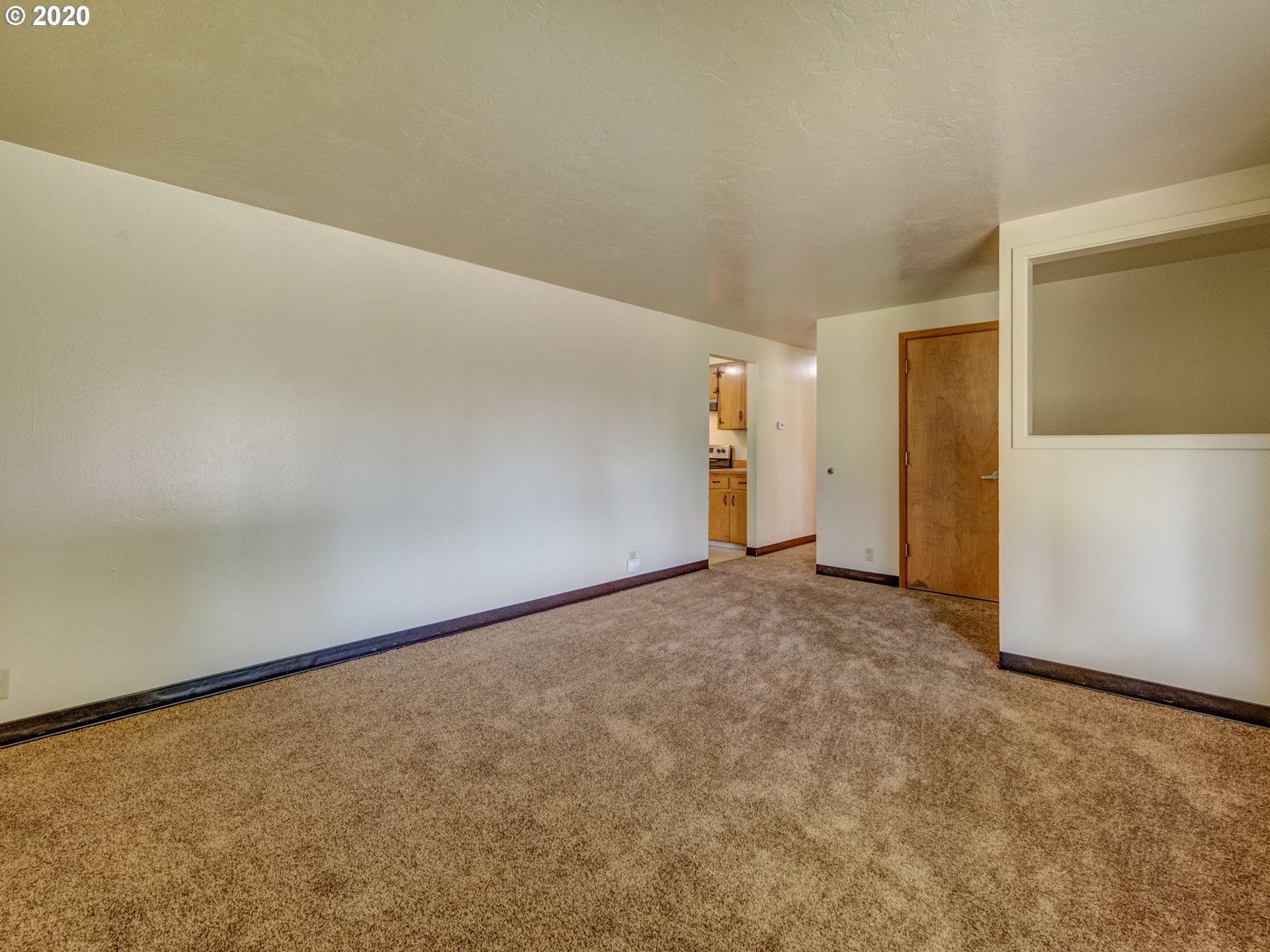 3540 Gilham Road Eugene, OR 97408 - Photo 6 of 26 Gallery Image 6