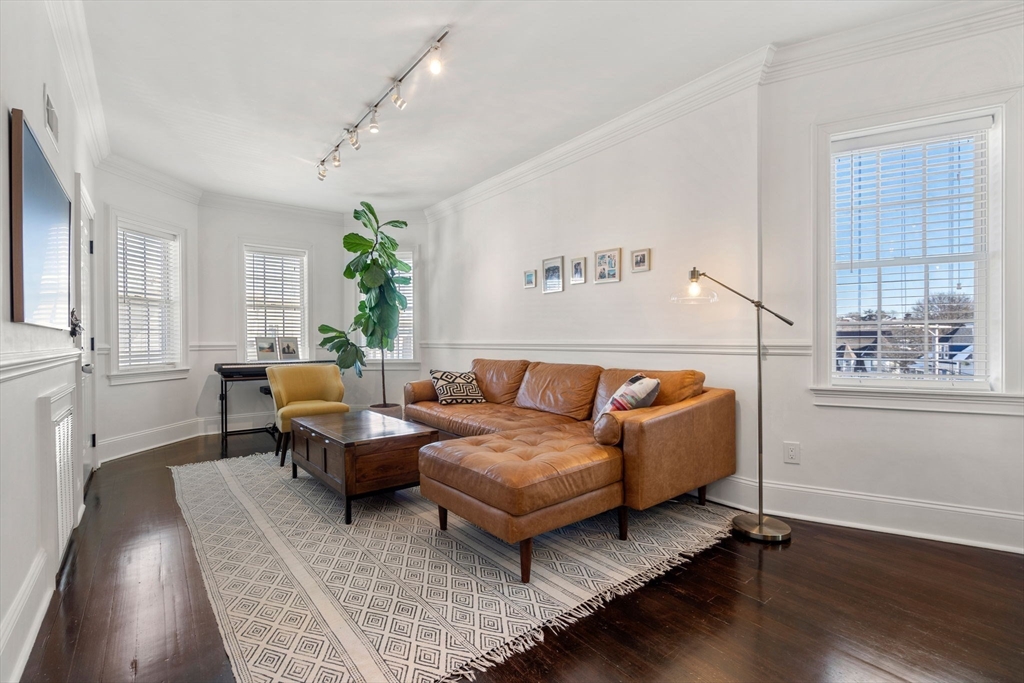 27 St Marks Road, Unit 3 Boston, MA 02124 - Photo 2 of 22 Gallery Image 2