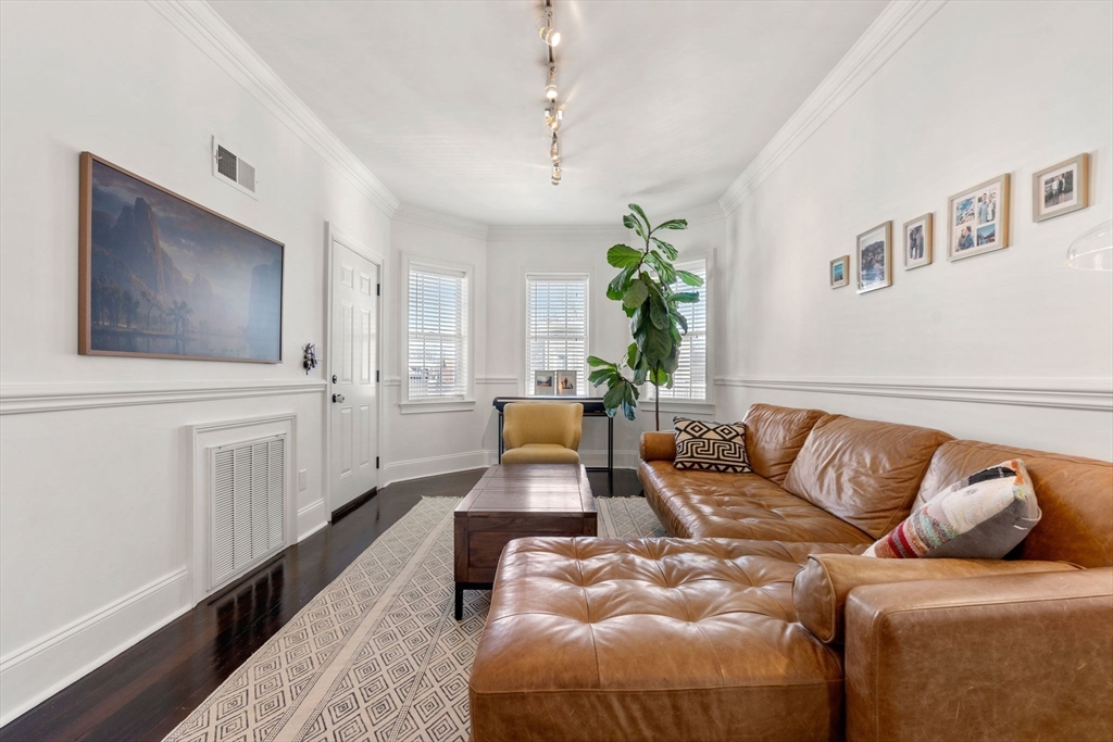 27 St Marks Road, Unit 3 Boston, MA 02124 - Photo 3 of 22 Gallery Image 3