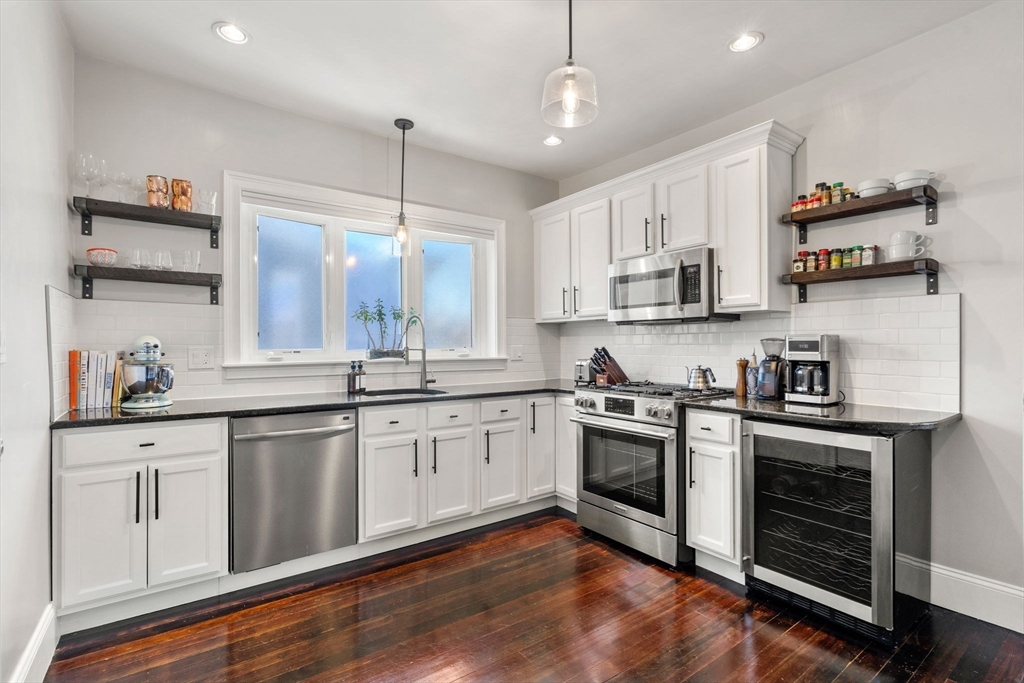 27 St Marks Road, Unit 3 Boston, MA 02124 - Photo 9 of 22 Gallery Image 9