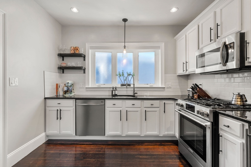 27 St Marks Road, Unit 3 Boston, MA 02124 - Photo 10 of 22 Gallery Image 10