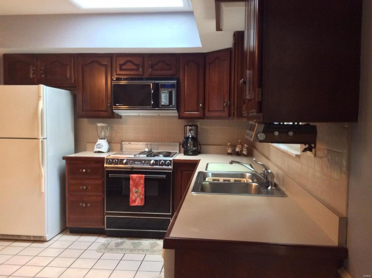13026 Spanish Pond Road St. Louis, MO 63138 - Photo 14 of 23 Gallery Image 14