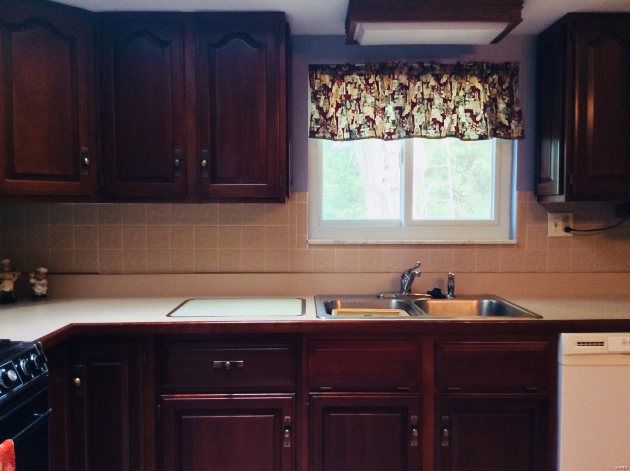 13026 Spanish Pond Road St. Louis, MO 63138 - Photo 15 of 23 Gallery Image 15