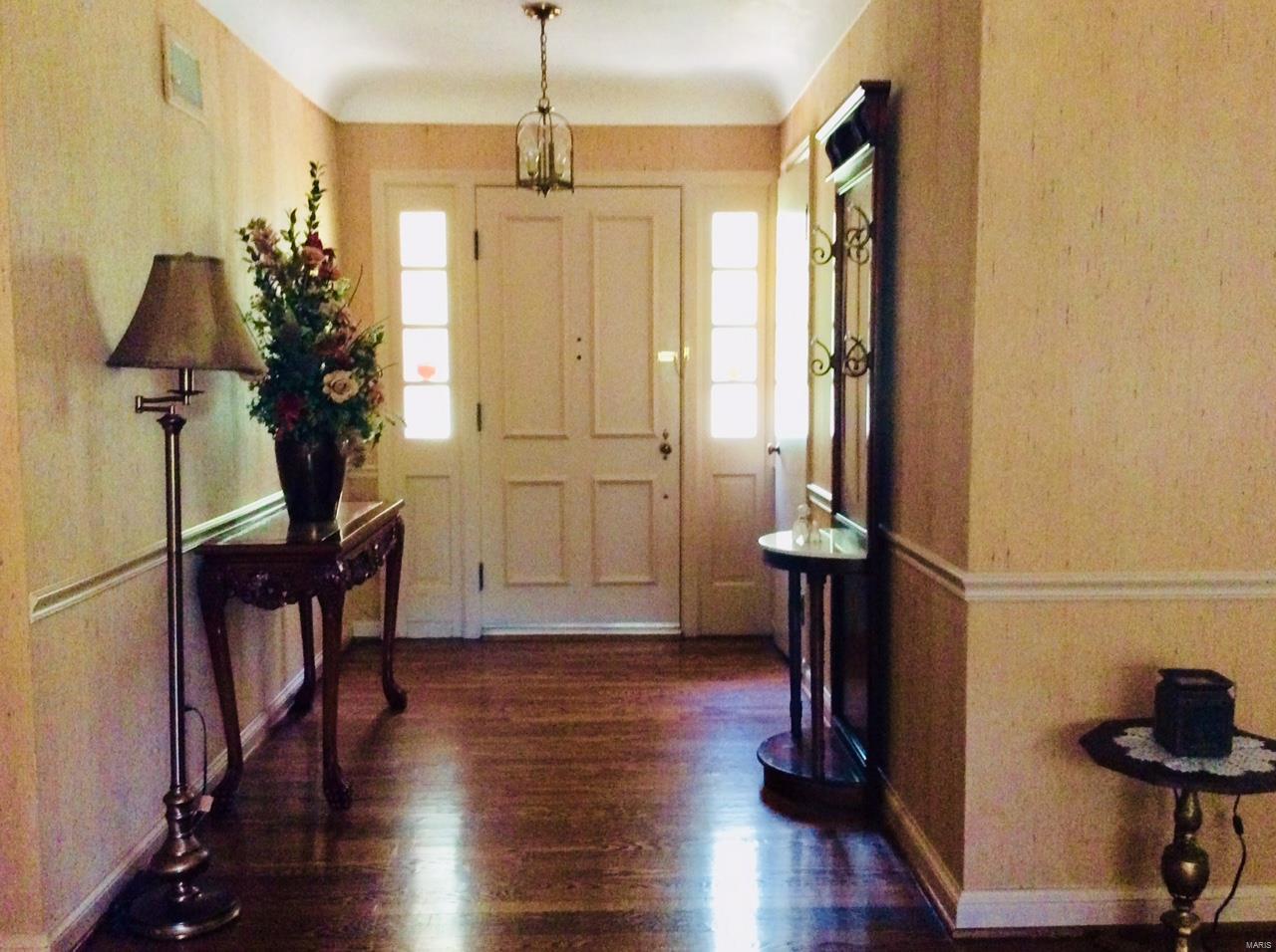 13026 Spanish Pond Road St. Louis, MO 63138 - Photo 3 of 23 Gallery Image 3