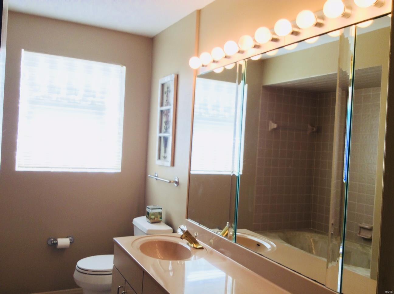 13026 Spanish Pond Road St. Louis, MO 63138 - Photo 8 of 23 Gallery Image 8