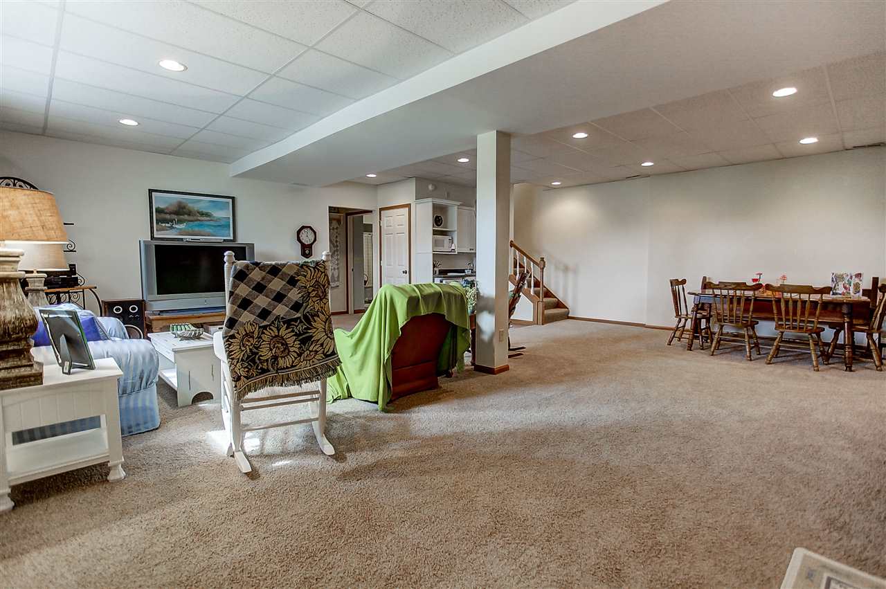 16714 Marble Ridge Huntertown, IN 46748 - Photo 22 of 32 Gallery Image 22