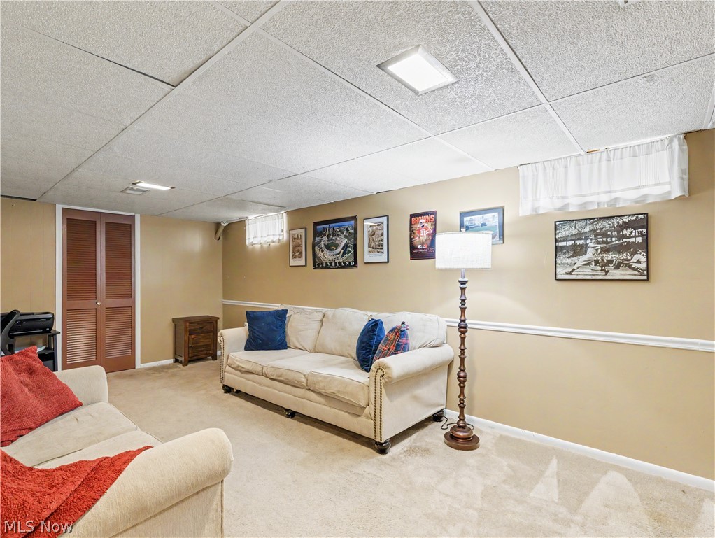 1660 Wiltshire Road Akron, OH 44313 - Photo 20 of 28