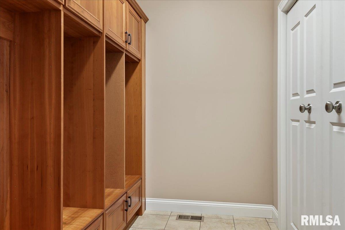 608 Burberry Lane Rochester, IL 62563 - Photo 15 of 46