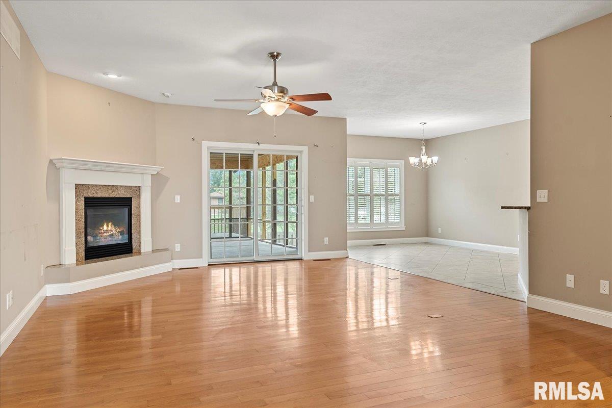 608 Burberry Lane Rochester, IL 62563 - Photo 5 of 46