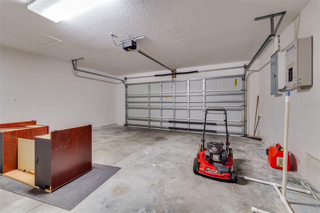729 Longfellow Terrace Inverness, FL 34450 - Photo 36 of 37 a view of a garage