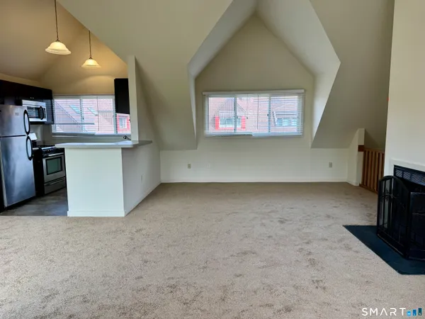 $2,615 | 112 Montoya Drive, Unit 112, Branford, CT 06405