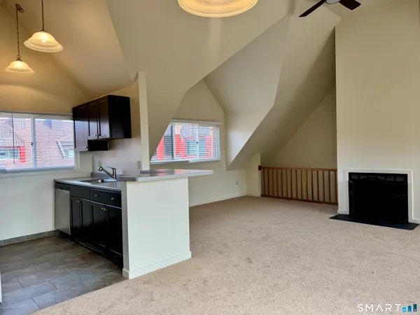 $2,615 | 112 Montoya Drive, Unit 112, Branford, CT 06405