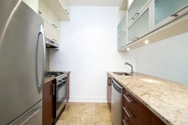 $599,000 | 41-26 27th Street, Unit 2B | Long Island City