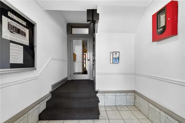 $2,700 | 20 Collier Road Northwest, Unit 15, Atlanta, GA 30309