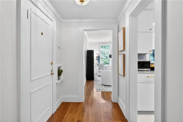 $2,700 | 20 Collier Road Northwest, Unit 15, Atlanta, GA 30309