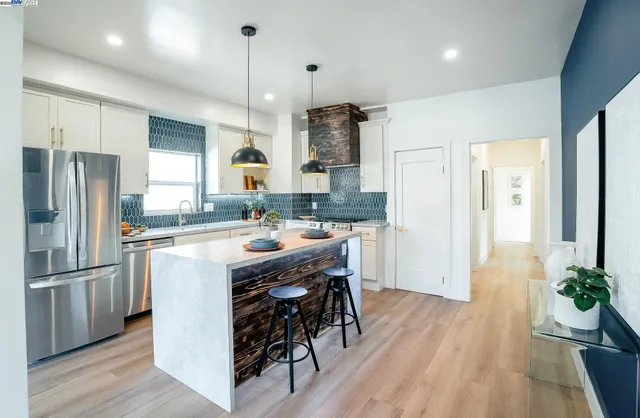 $740,000 | 2232 Rosedale Avenue, Oakland, CA 94601