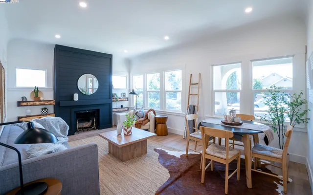 $740,000 | 2232 Rosedale Avenue, Oakland, CA 94601