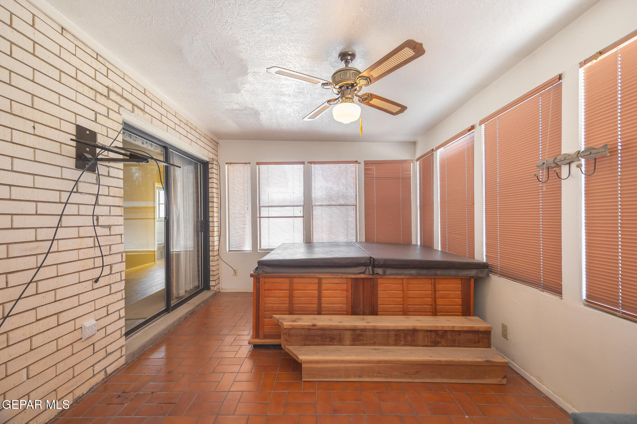 19019 Darrington Road Horizon City, TX 79928 - Photo 11 of 24 19019 Darrington-10