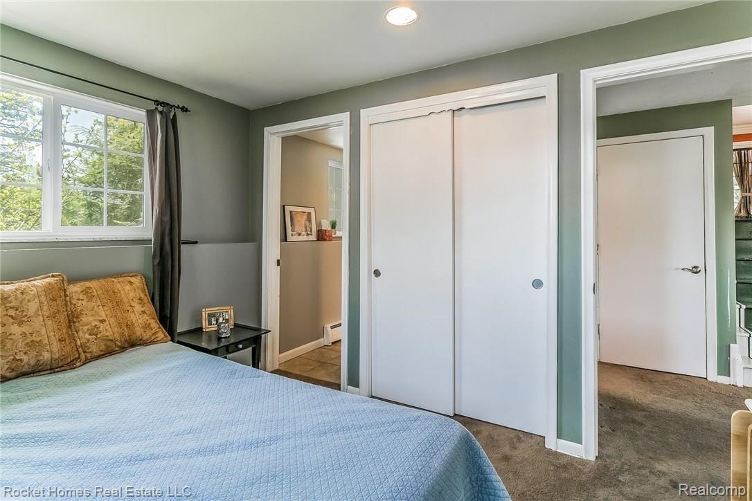 1012 Stellma Lane Rochester, MI 48309 - Photo 20 of 52 020-Bedroom-2675891-medium.jpg