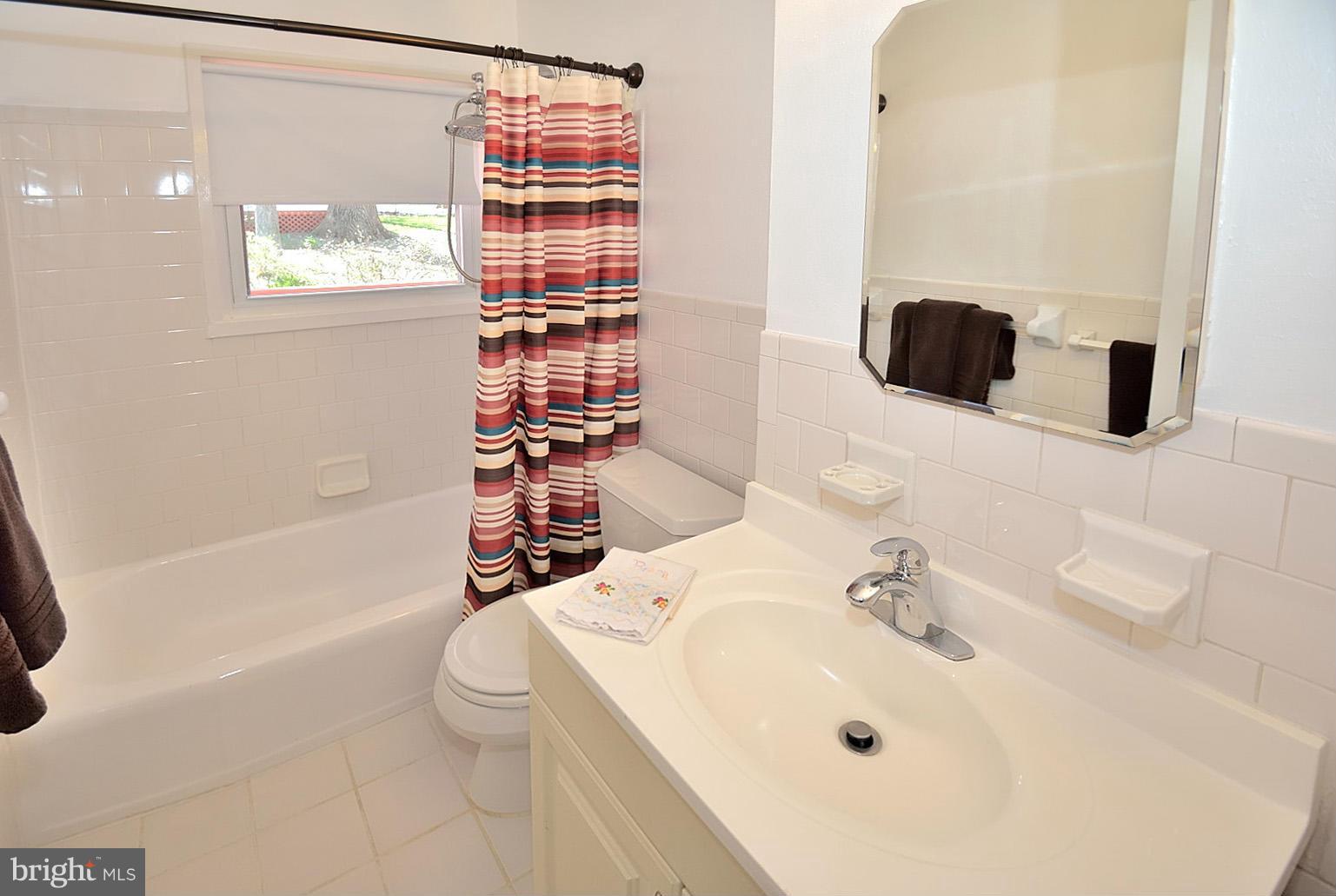 7529 Murillo Street Springfield, VA 22151 - Photo 19 of 30 2nd Full Bath