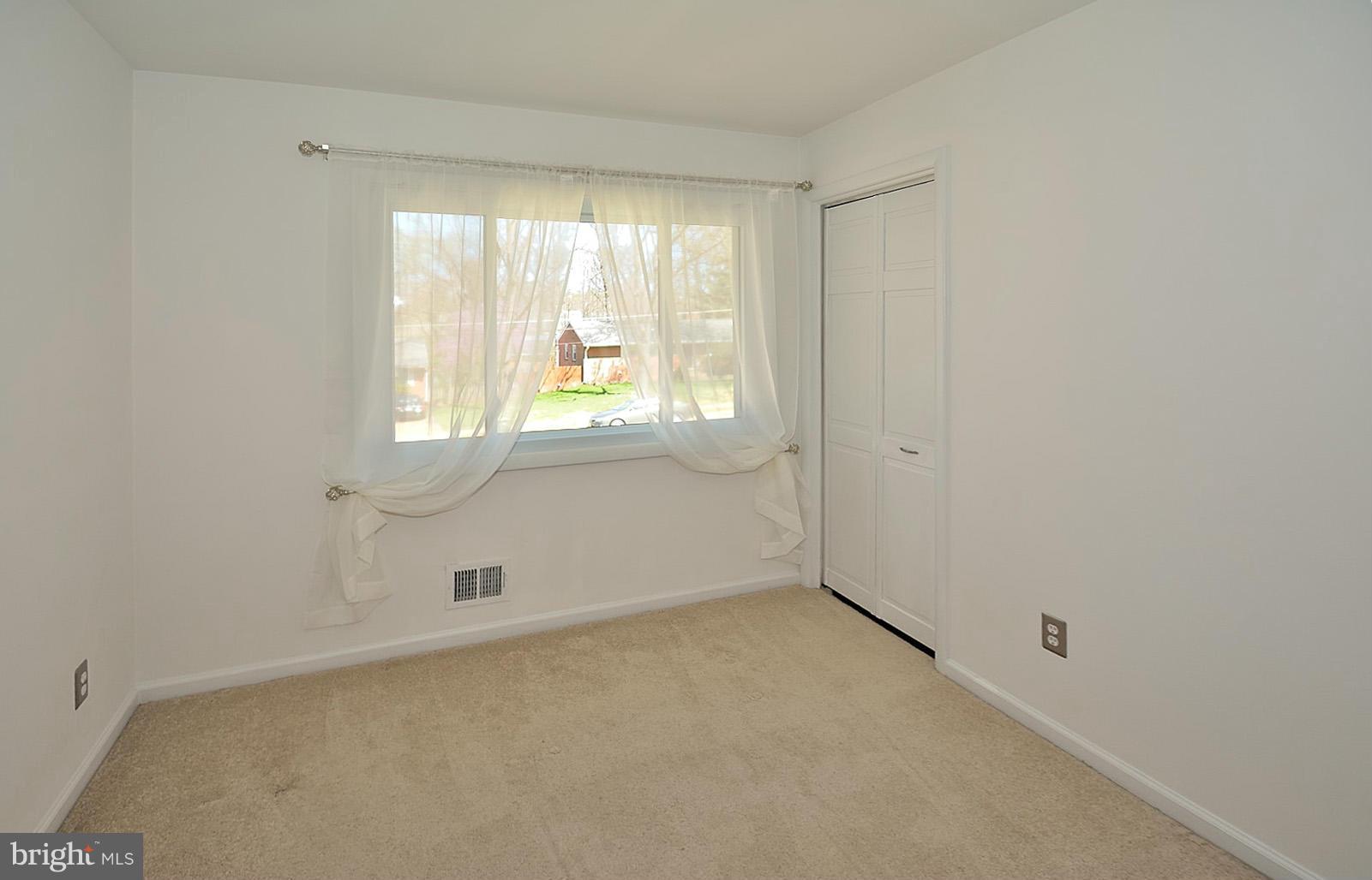 7529 Murillo Street Springfield, VA 22151 - Photo 20 of 30 3rd Bedroom