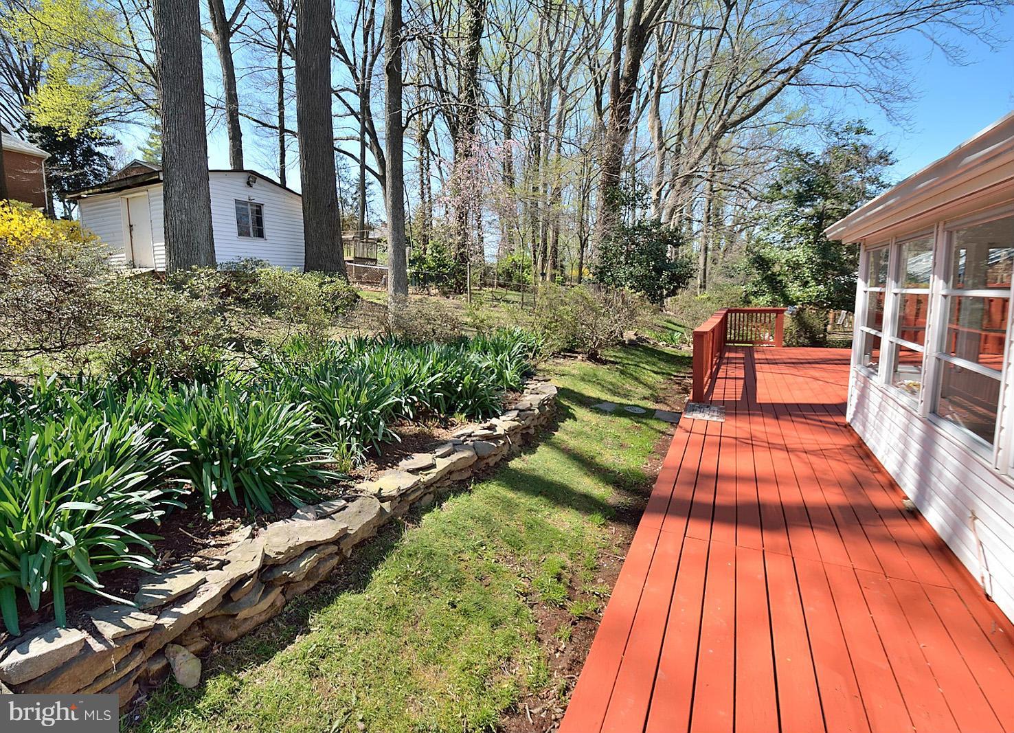 7529 Murillo Street Springfield, VA 22151 - Photo 29 of 30 Rear Deck/Landscaping