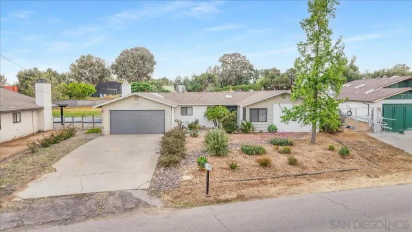 $799,999 | 715 Hunter Street, Ramona, CA 92065