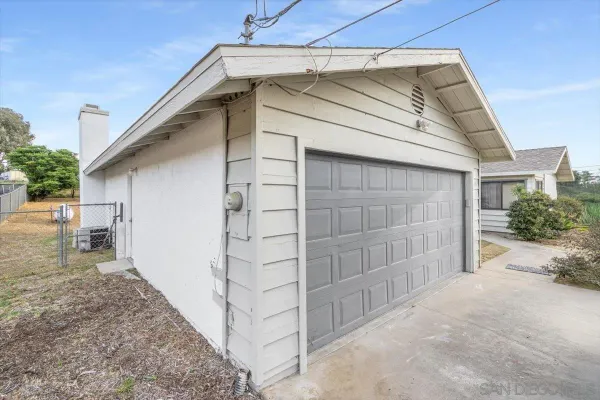 $799,999 | 715 Hunter Street, Ramona, CA 92065