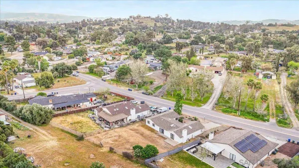 $799,999 | 715 Hunter Street, Ramona, CA 92065