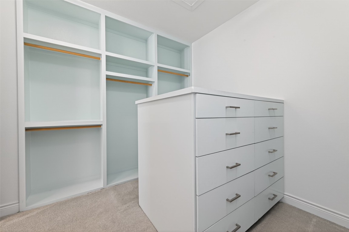 2504 Southline Road Conroe, TX 77384 - Photo 17 of 26 a close view of closet