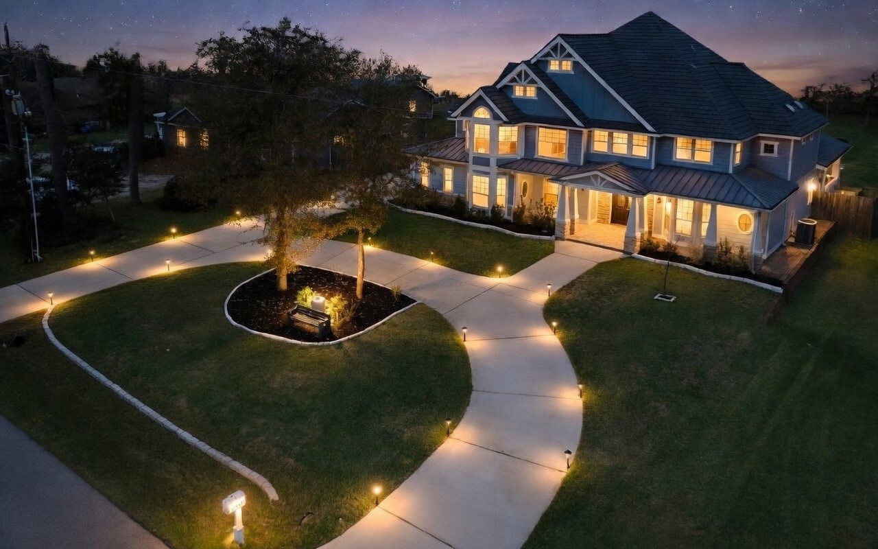 2504 Southline Road Conroe, TX 77384 - Photo 3 of 26 a view of a house with backyard