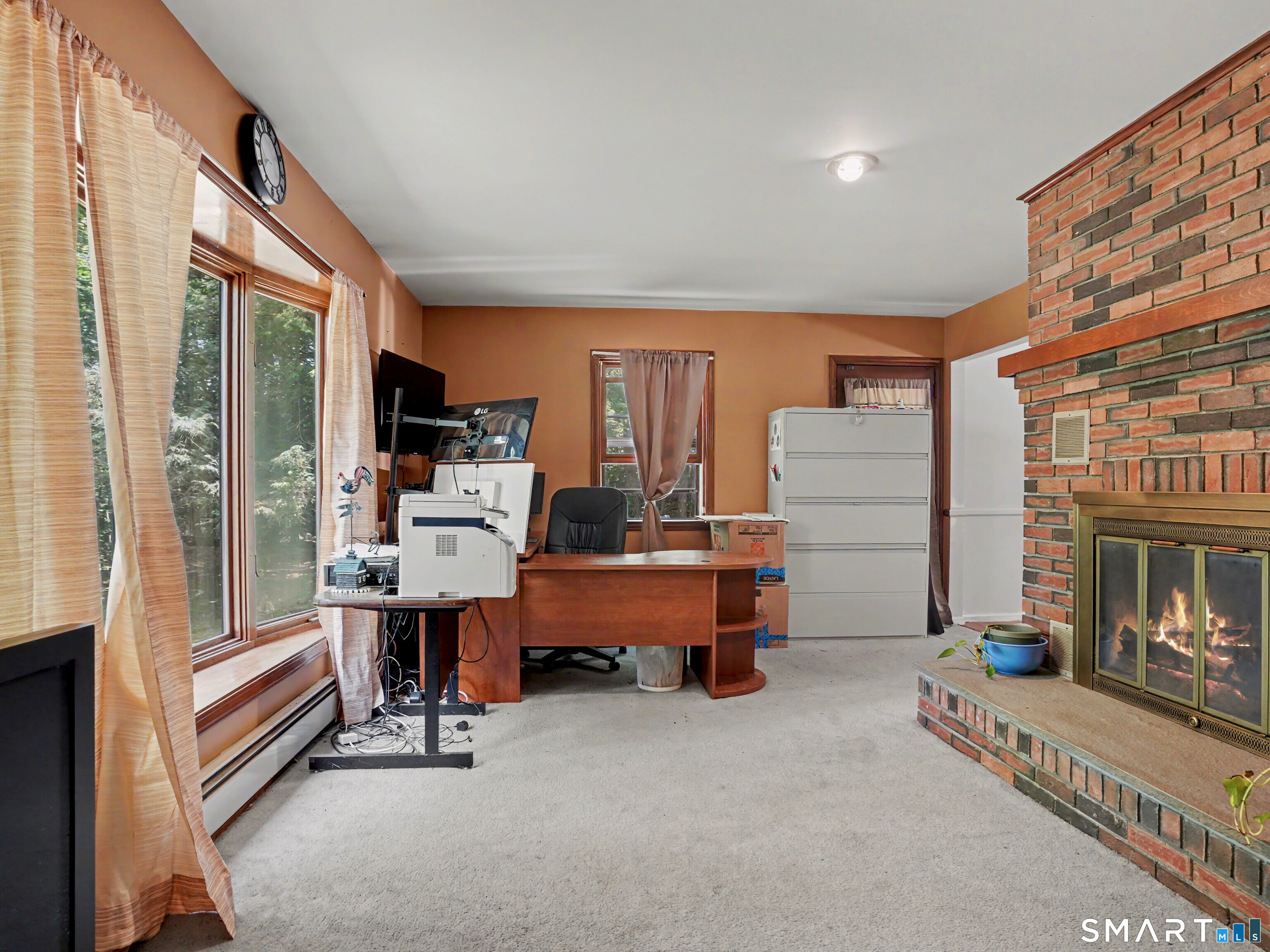 9 Old Country Road Oxford, CT 06478 - Photo 12 of 39 Living Room