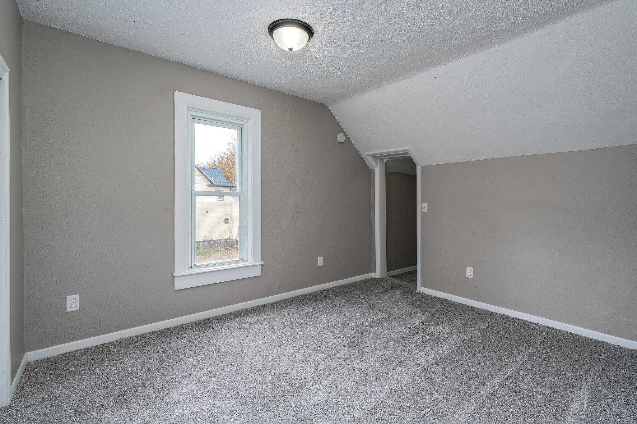 606 Smith Street Northeast Mapleton, MN 56065 - Photo 20 of 40